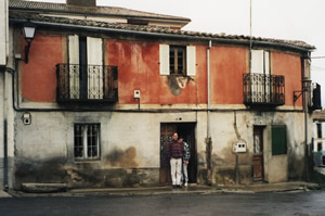 Photo of house before renovation
